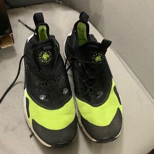 Nike Black and Neon Yellow Huarache Sneakers